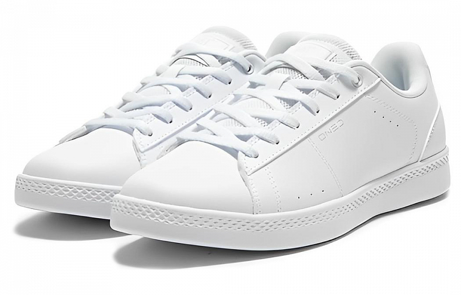361° Slip-Resistant Lightweight Wear-Resistant Low-Top Skateboard Shoes Women's White