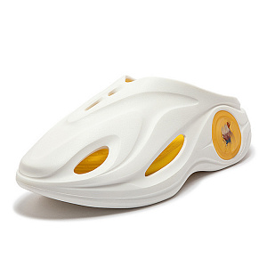 361° AG Little Liu Duck Clogs Unisex Sunshine Yellow 1 2998011