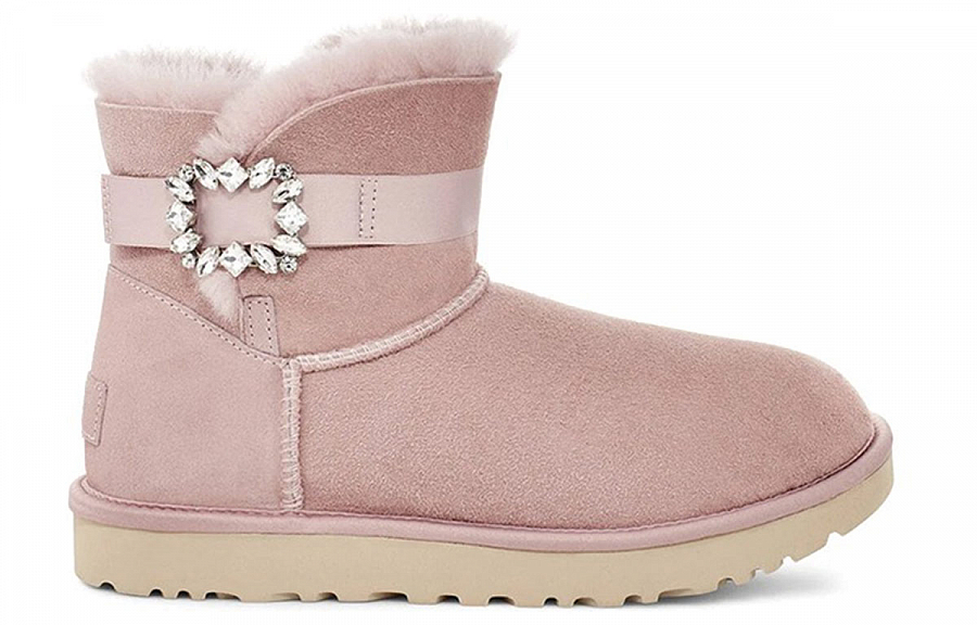 UGG Karlie Brooch 'Pale Pink' Women's купить в интернет-магазине Yoocart с быстрой доставкой по России.