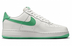 Nike Air Force 1 Low '07 Patent Platinum Tint Stadium Green 1 3022721