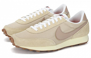 Nike DBreak Vntg 'Team Gold' Women's 2 3023128