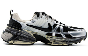 Nike V2K Run Shock Absorbers With Slip Resistant And Abrasion Resistant Properties Low Top Running Shoes Women's Black 1 3031697