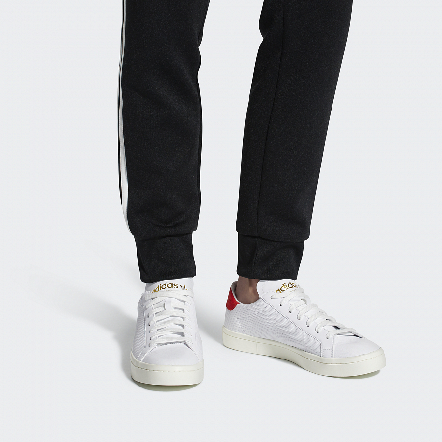 Adidas Originals Courtvantage Casual Skate Shoes White Red Unisex 'White Red' купить в интернет-магазине Yoocart с быстрой доставкой по России.