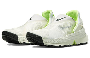 Nike Go FlyEase Ghost Green Women's 2 3040303