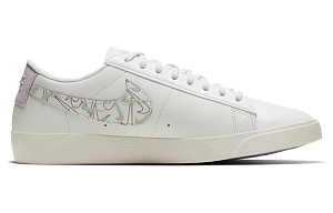 Nike Blazer Low Valentine's Day Women's 1 3044816