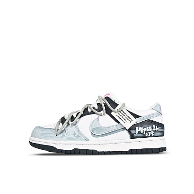 Nike Dunk Low-Top Skateboard Shoes Women's Light Blue