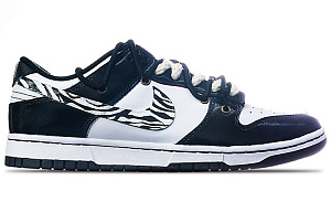 Nike Dunk 'Green Strike' Anti Slip Wear Resistant Low Top Skateboard Shoes Women's Black White 1 3055755
