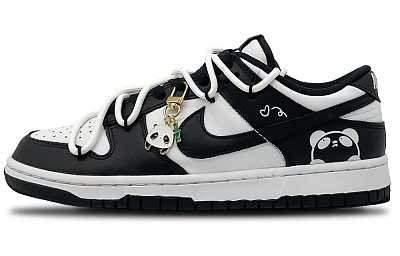Nike Dunk Skateboard Shoes Women's Low-Top Black White