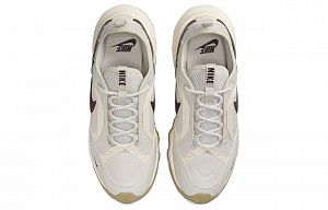 Nike Women's TC 7900 'Light Bone Burgundy Crush' 3 3066230