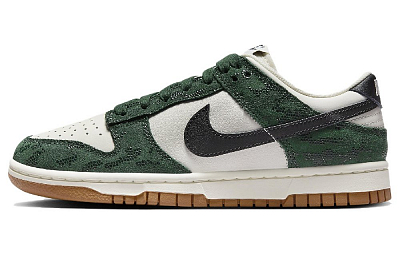 Nike Dunk Low Green Snake Women's