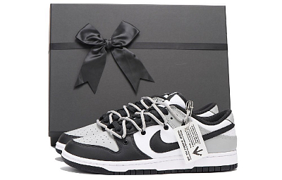 Nike Dunk Low-Top Skateboard Shoes GS Black White Gray
