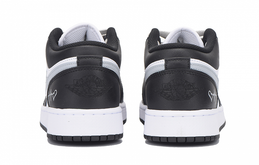 JORDAN Air JORDAN 1 Vintage Basketball Shoes Women's Low Top White/Gray