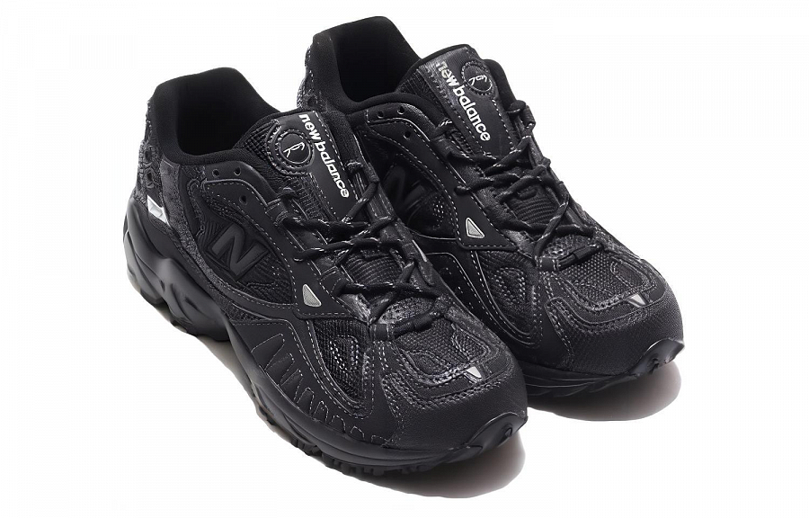New Balance 703 Triple Black Women's купить в интернет-магазине Yoocart с быстрой доставкой по России.