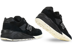 New Balance Black 3 3107037