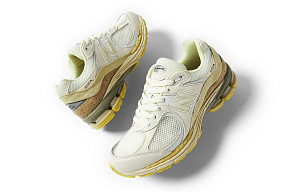 New Balance 2002R Auralee White 2 3111091