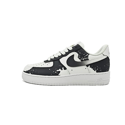 Nike Air Force 1 Slip-Resistant Water-Resistant Impact Resistance Low-Top Skateboard Shoes Men's Black White