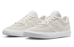 Jordan Series Sail White Women's 2 3130941