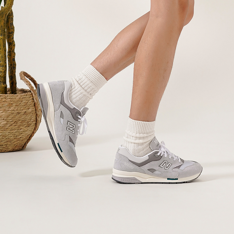 New Balance CM1600 'Elite Edition' купить в интернет-магазине Yoocart с быстрой доставкой по России.