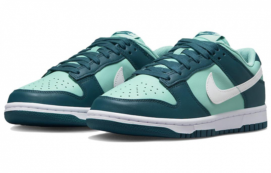 Nike Dunk Low Geode Teal Women's купить в интернет-магазине Yoocart с быстрой доставкой по России.