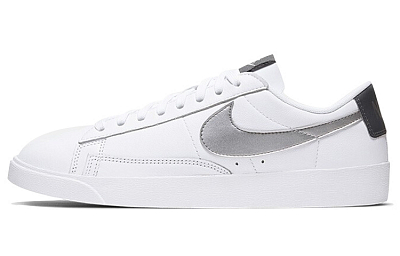 Nike Blazer Low Le 'White Metallic Silver' Women's