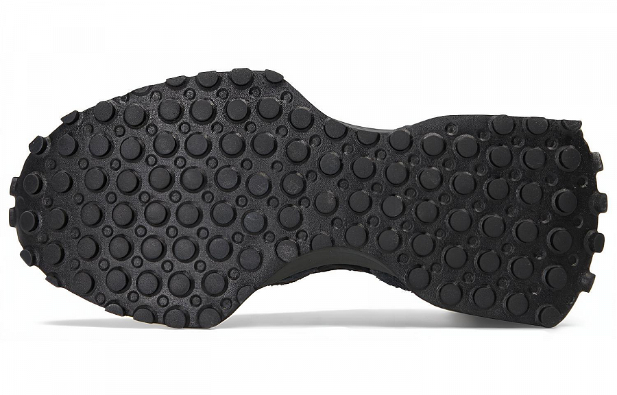 New Balance 327 Phantom Black купить в интернет-магазине Yoocart с быстрой доставкой по России.