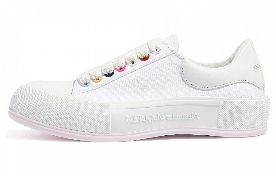 Alexander McQueen Deck Skate Plimsoll Lace Up White Multi Women's купить в интернет-магазине Yoocart с быстрой доставкой по России.