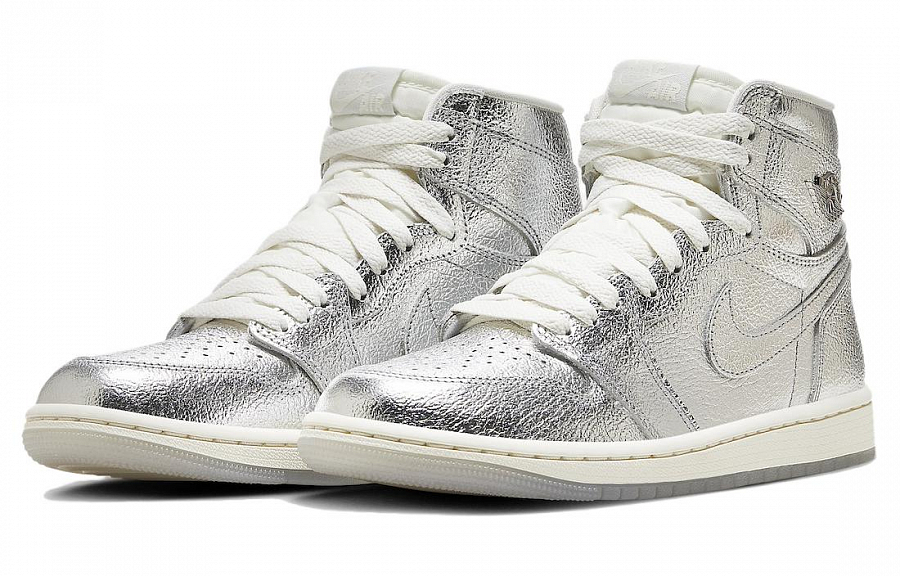 Air Jordan 1 High OG WMNS "Chrome"