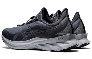 ASICS Novablast 'Metropolis' 3 3185281