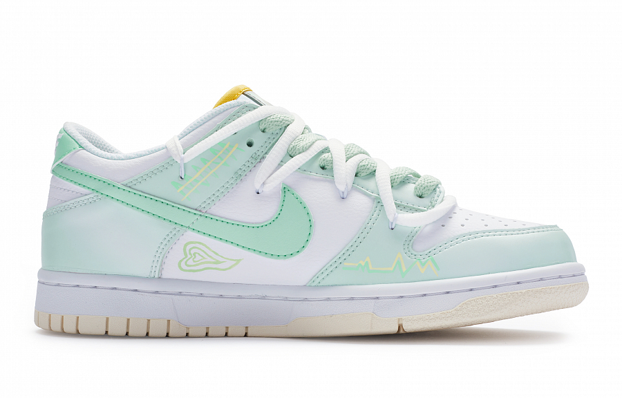 Nike Dunk Low Low-Top Skateboard Shoes GS White Green Yellow