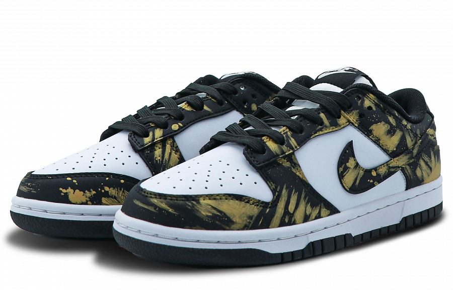 Nike Dunk Thermal Coverage Low Top Skateboard Shoes GS Black Gold