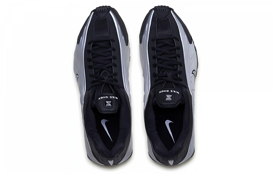 Nike Shox R4 Black Metallic Silver купить в интернет-магазине Yoocart с быстрой доставкой по России.