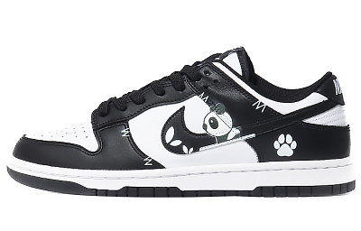 Nike Dunk Skateboard Shoes Women's Low top Black/White