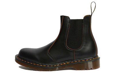 Dr. Martens Vintage Round toe Leather Boots
