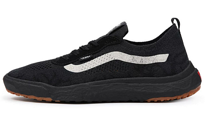 Vans UltraRange VR3 'Black Gum'