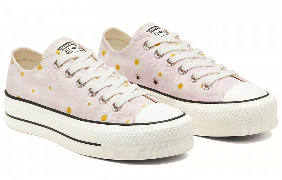 Converse Women's Chuck Taylor All Star Lift Platform Low 'Camp Daisies' Women's купить в интернет-магазине Yoocart с быстрой доставкой по России.