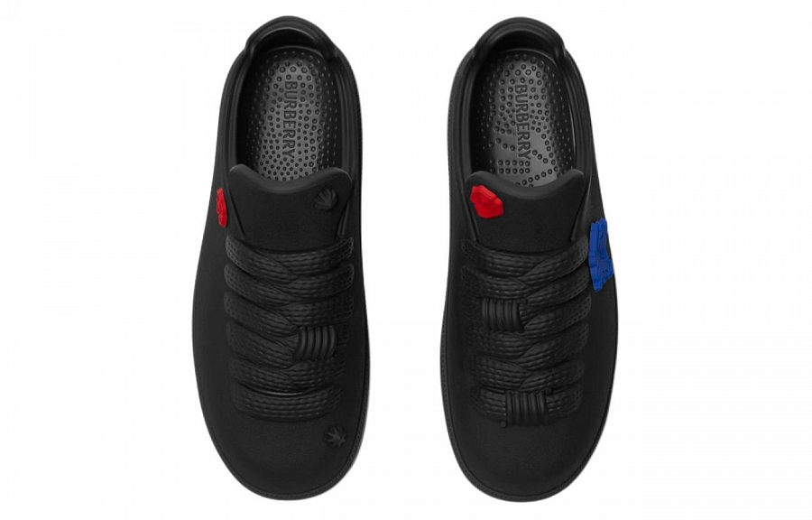 Burberry Bubble Charm-embellished Sneakers купить в интернет-магазине Yoocart с быстрой доставкой по России.