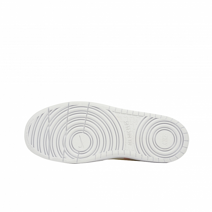 Nike Court Borough Low 2 Miku Manufacturing Low Top Skateboard Shoes GS White Yellow