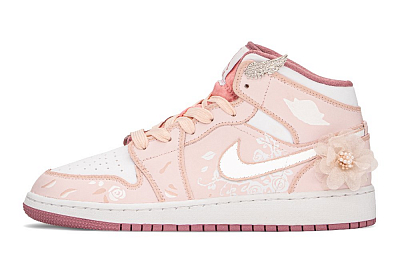 Jordan Air Jordan 1 Vintage Basketball Shoes Women's Mid Top White/Pink