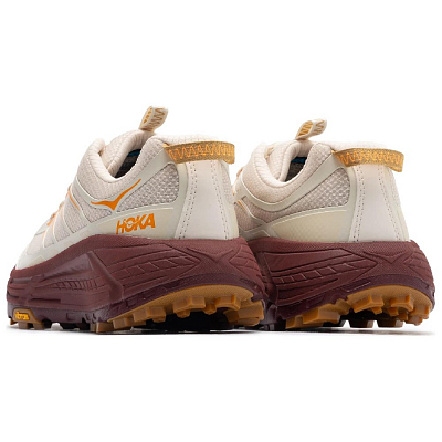 HOKA ONE ONE Mafate Three2 Vanilla Varsity Burgundy