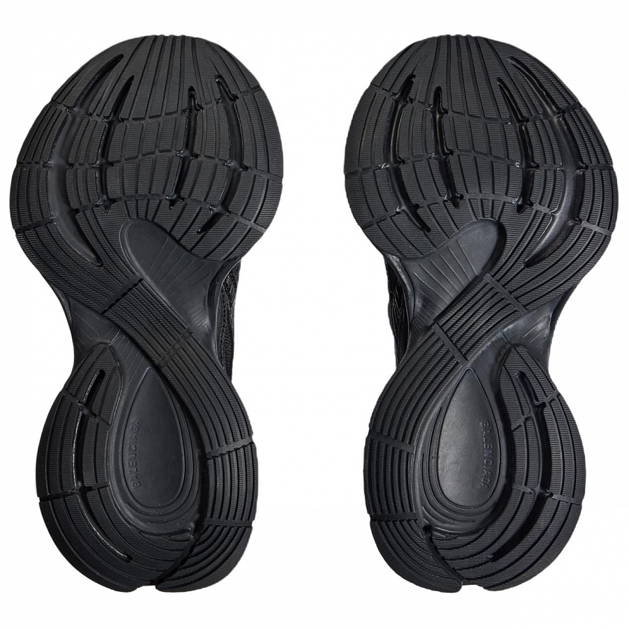 Balenciaga Circuit Low-Top Chunky Sneakers Running Shoes Women's Black купить в интернет-магазине Yoocart с быстрой доставкой по России.