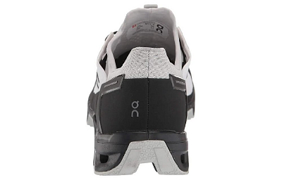 On Running Cloudventure Peak White Black
