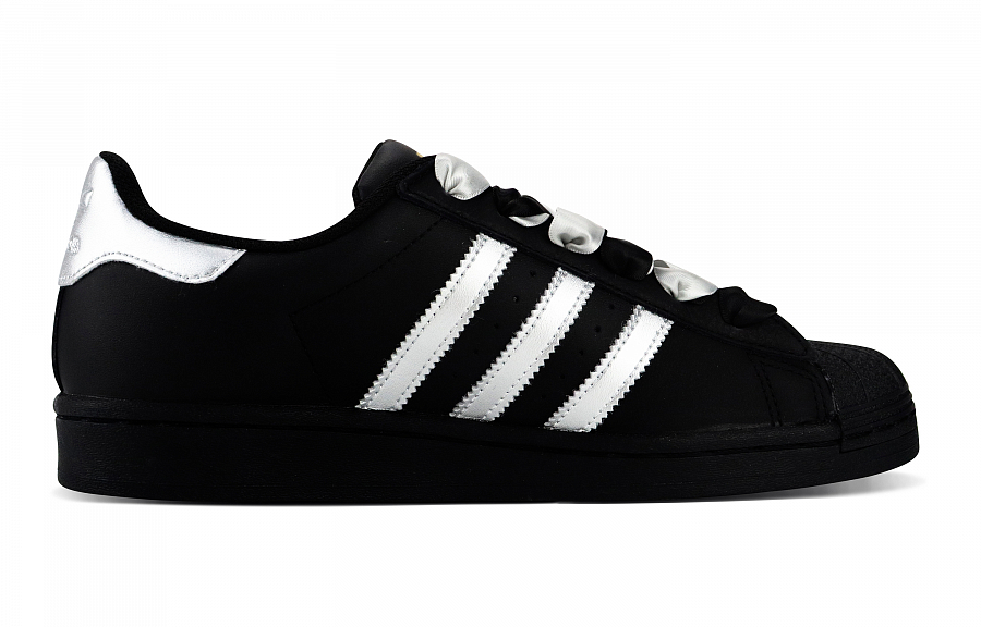 Adidas Originals SUPERSTAR Anti-Slip And Wear-Resistant Lightweight Low-Top Skateboard Shoes Unisex Black Silver купить в интернет-магазине Yoocart с быстрой доставкой по России.