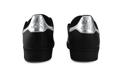 Adidas Originals SUPERSTAR Anti-Slip And Wear-Resistant Lightweight Low-Top Skateboard Shoes Unisex Black Silver