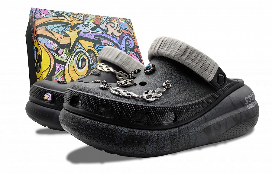 Crocs Classic Crush Clogs Unisex Black купить в интернет-магазине Yoocart с быстрой доставкой по России.