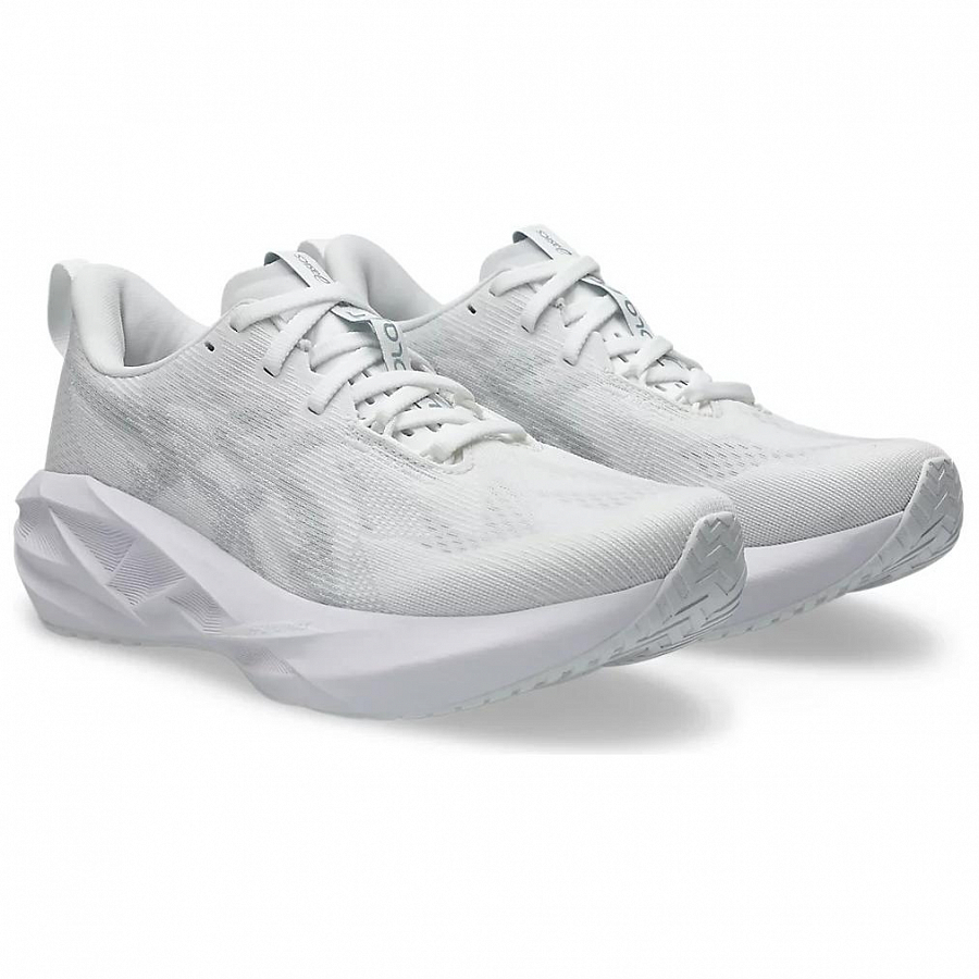 Asics Novablast 5 White Piedmont Grey Women's купить в интернет-магазине Yoocart с быстрой доставкой по России.