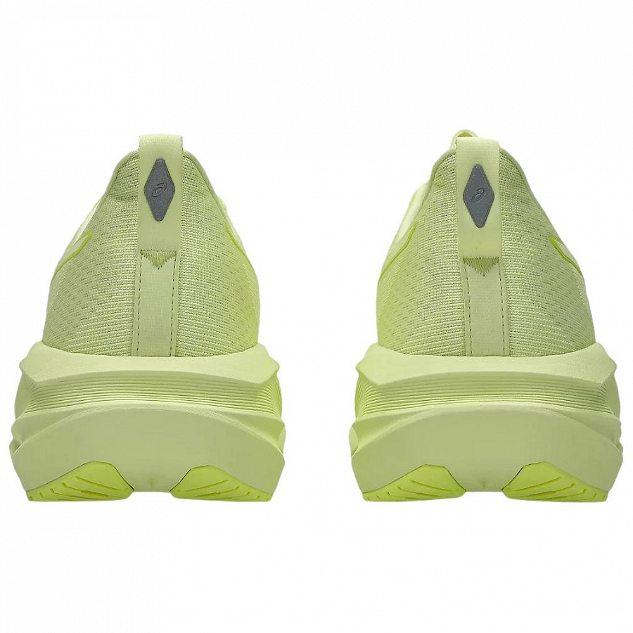Asics Novablast 5 Lite Show Huddle Yellow купить в интернет-магазине Yoocart с быстрой доставкой по России.
