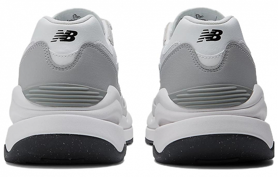 New Balance 57/40 White Grey купить в интернет-магазине Yoocart с быстрой доставкой по России.