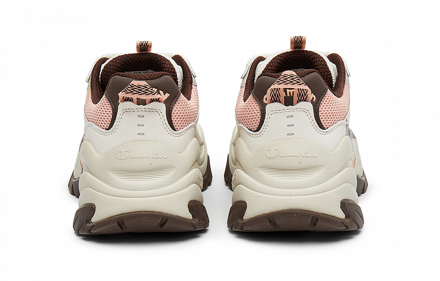 POP MART x Champion Molly Layered Shoes Champ XXL Molly Low-Top Chunky Sneakers Women's Coffee Brown купить в интернет-магазине Yoocart с быстрой доставкой по России.