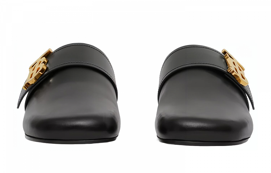 Burberry Slip Resistant Closed Toe Slippers Women's Black