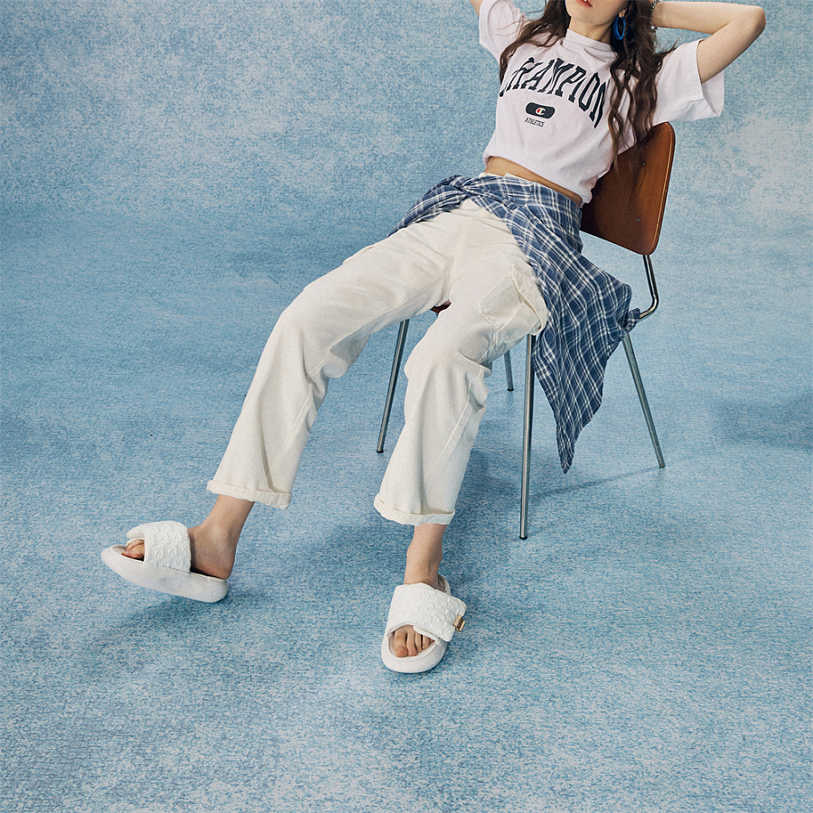 Champion Campus EVA Leather Patchwork Quiet Slide Slippers Women's White купить в интернет-магазине Yoocart с быстрой доставкой по России.